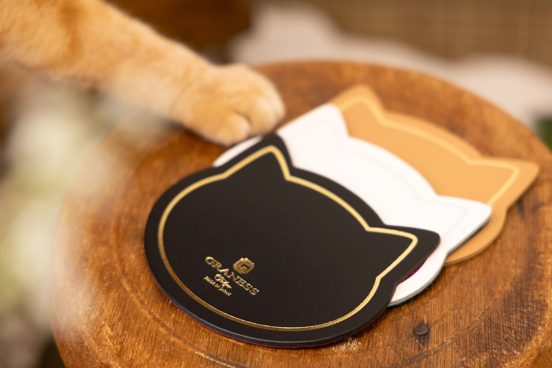 ねこねこ レザーコースター 高級ノベルティ