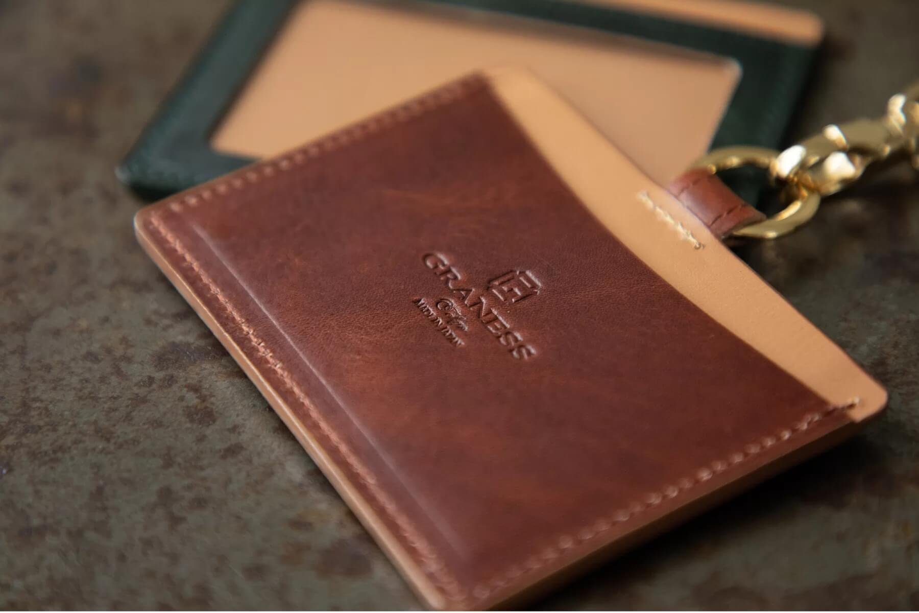 本革の社員証ケースの選び方で押さえるべき要点