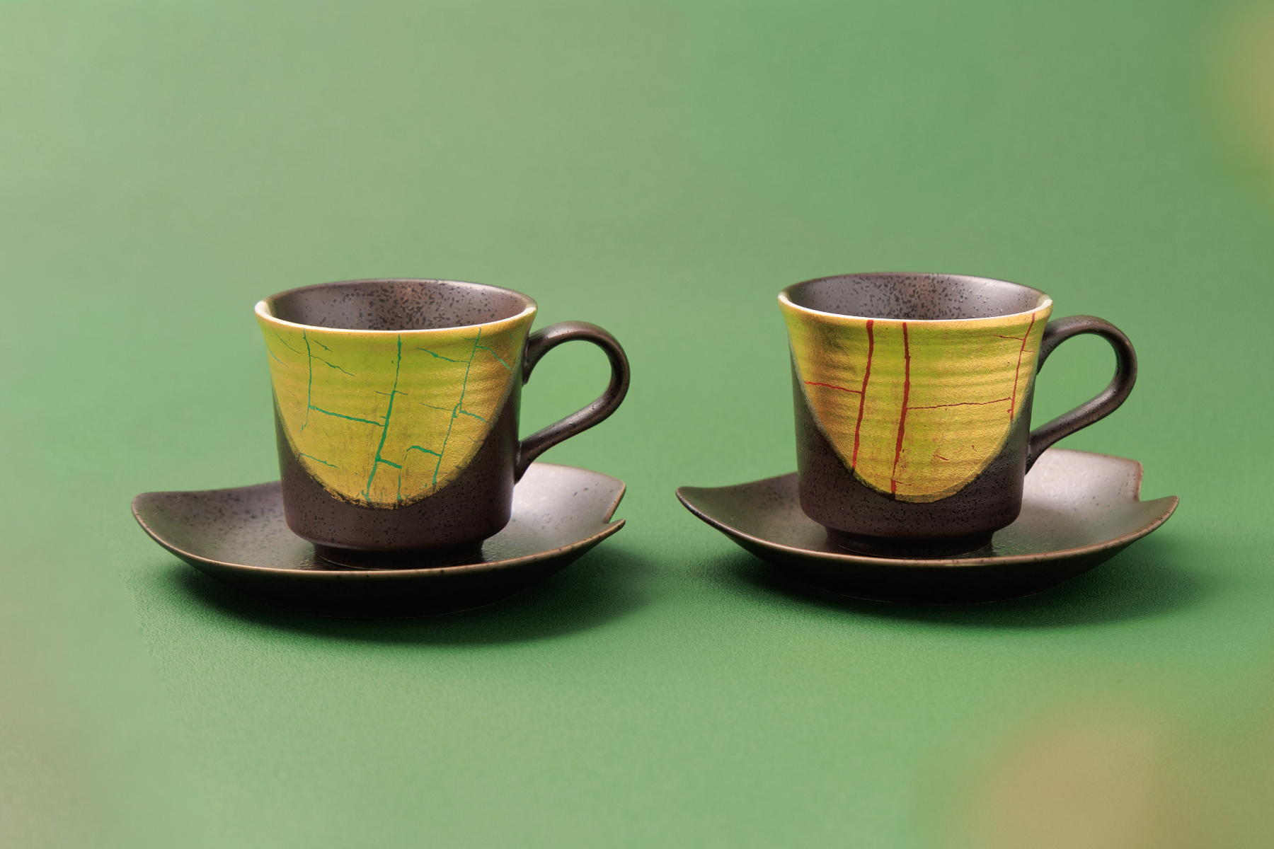 九谷焼 コーヒーカップ 金箔彩 名入れ ペア 記念品