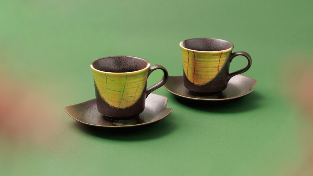 九谷焼 コーヒーカップ 金箔彩 名入れ ペア