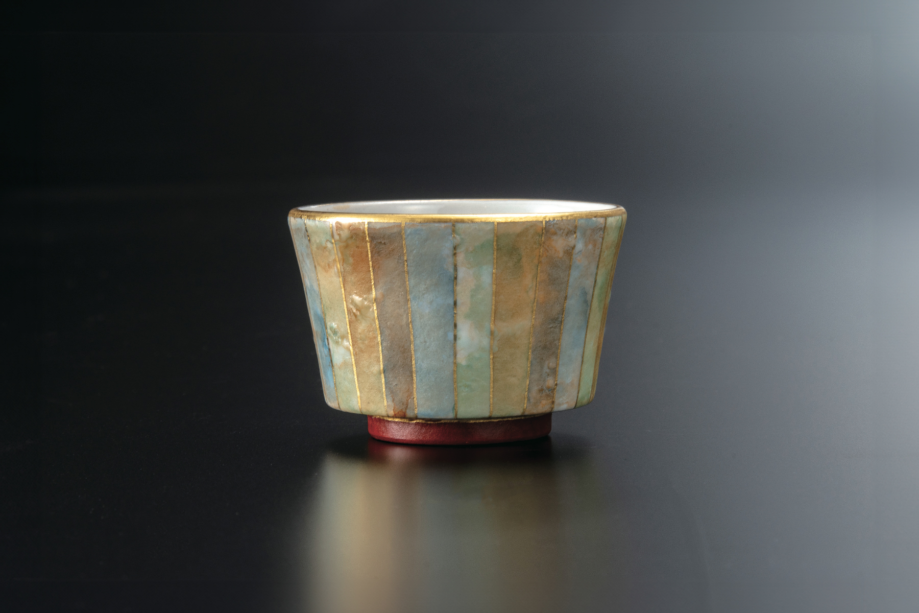 高級 名入れ記念品 九谷焼 祝盃 彩色金彩